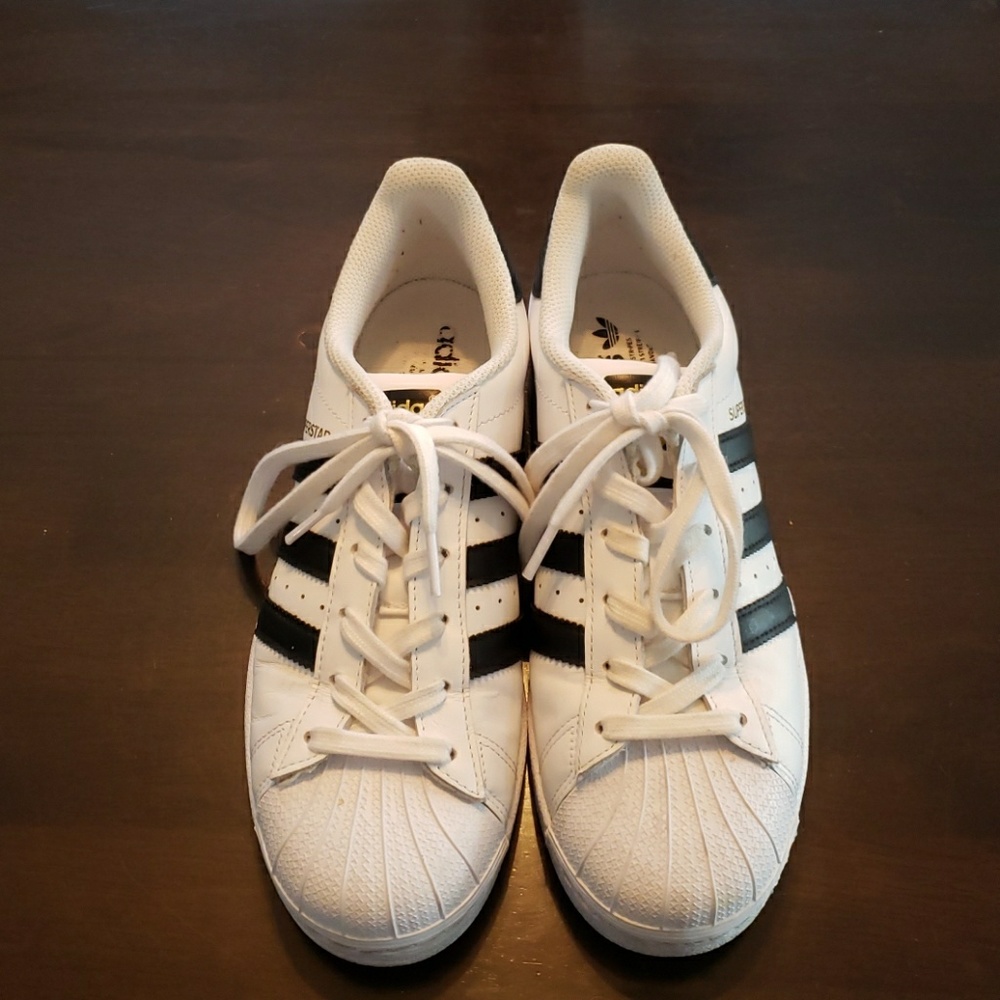 Adidas Superstar W size 7.5